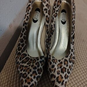 Beverly Hills Polo Club Leopard Print Heels